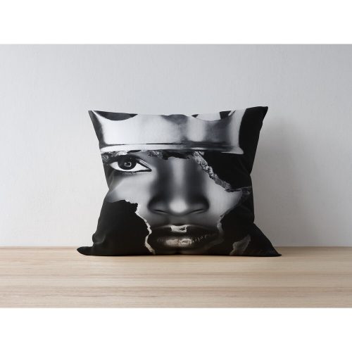 Stílusos párnahuzat, 43 x 43 cm, 50% poliészter és 50% pamut | Digitális nyomtatás, 30°C-on mosógépben mosható | Tökéletes otthoni dekorációhoz és kényelemhez