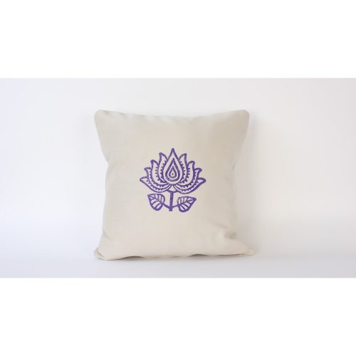 Kézzel készített bársonypárna (50 x 50 cm), krémszínű, szilikon töltelék | 100% Luxus Velvet | Tökéletes otthoni dekorációhoz és kényelemhez