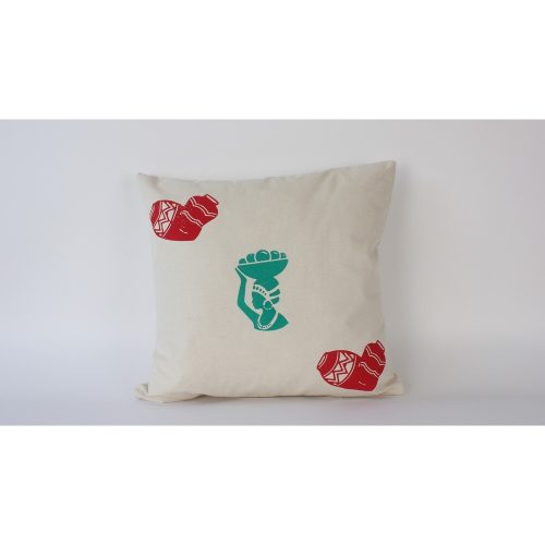 Kézzel készített bársonypárna (50 x 50 cm), krémszínű, szilikon töltelék | 100% Luxus Velvet | Tökéletes otthoni dekorációhoz és kényelemhez