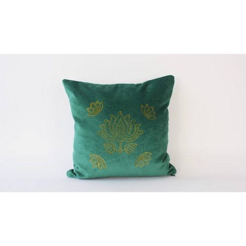 Kézzel készített zöld bársony párnahuzat, 50 x 50 cm | 100% Soft Velvet | Tökéletes lakberendezéshez és hangulatos lakóterekhez | Elegáns és stílusos design