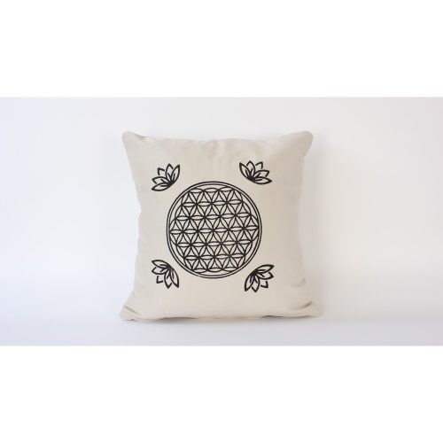 Kézzel készített bársonyos párnahuzat (50 x 50 cm), krémszínű | 100% Soft Velvet | Tökéletes lakberendezéshez és hangulatos lakóterekhez, elegáns érintés