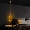 Elegáns arany csillár, fém test, 23 cm szélesség, állítható magasság 50-100 cm, 10 cm mélység, SMD LED 11W 3000K, IP20 besorolás, tökéletes nappaliba és étkezőbe, stílusos és funkcionális világítási megoldás.