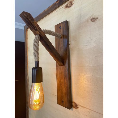 Ipari skandináv csillár, fekete fém test, 32 x 32 cm, magasság 78 cm, E27 aljzat Max. 40W, 90 cm Kábel | Stílusos világítás modern terekbe