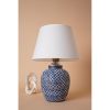 Elegáns kerámia asztali lámpa, kék-fehér, 30 cm szélesség x 45 cm magasság | E27 aljzat, max 40W | Stílusos világítás otthoni és irodai dekorációhoz