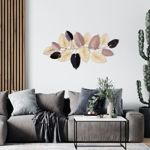Kézzel készített dekoratív fém falkiegészítő, 120 x 7 x 61 cm | 100% fém, 0,8 mm vastagság | Egyedi, kézzel festett design, tökéletes otthoni dekorációhoz.