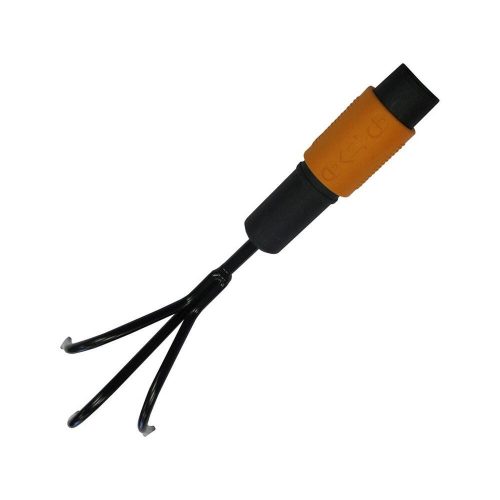 Fiskars QuikFit? talajlazítófej, szögletes